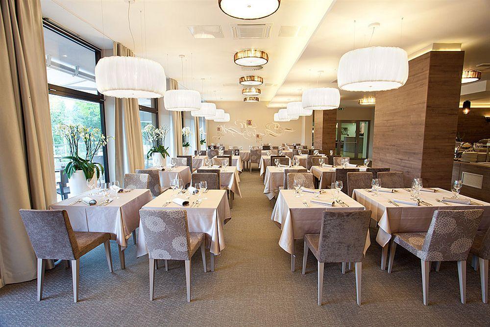 Hotel Astoria Superior Bled Bagian luar foto