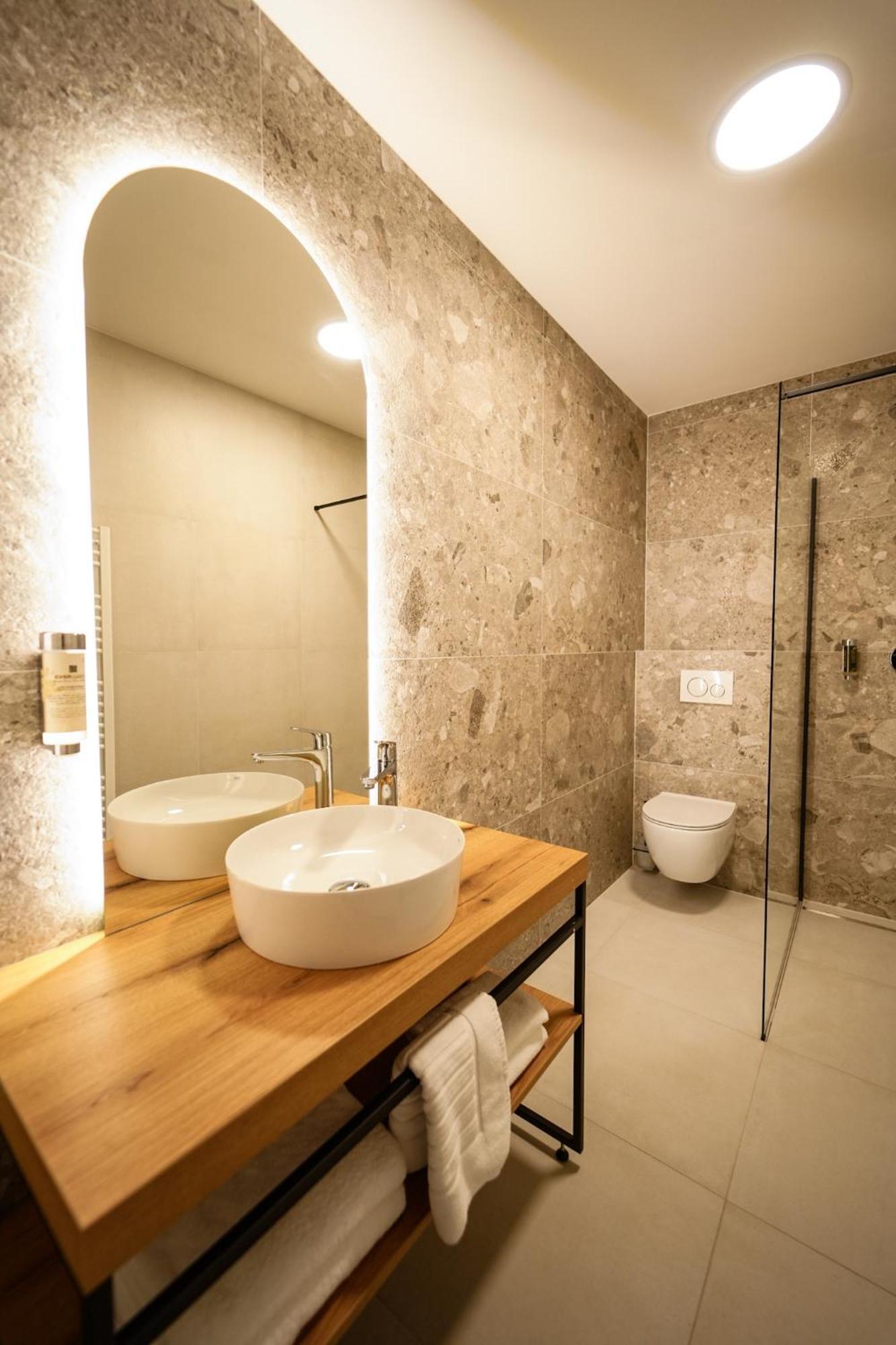 Hotel Astoria Superior Bled Bagian luar foto