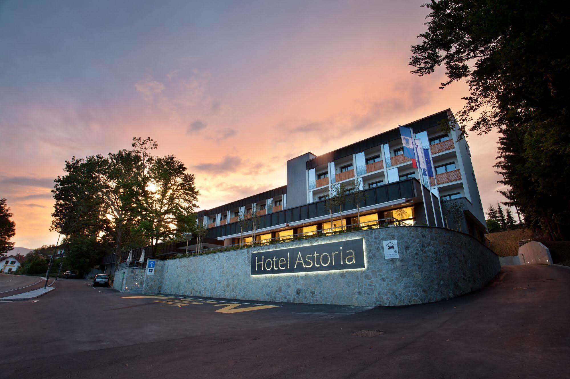 Hotel Astoria Superior Bled Bagian luar foto